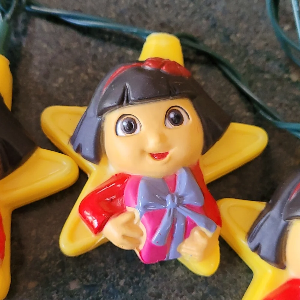 Dora the Explorer 10-piece Light Set